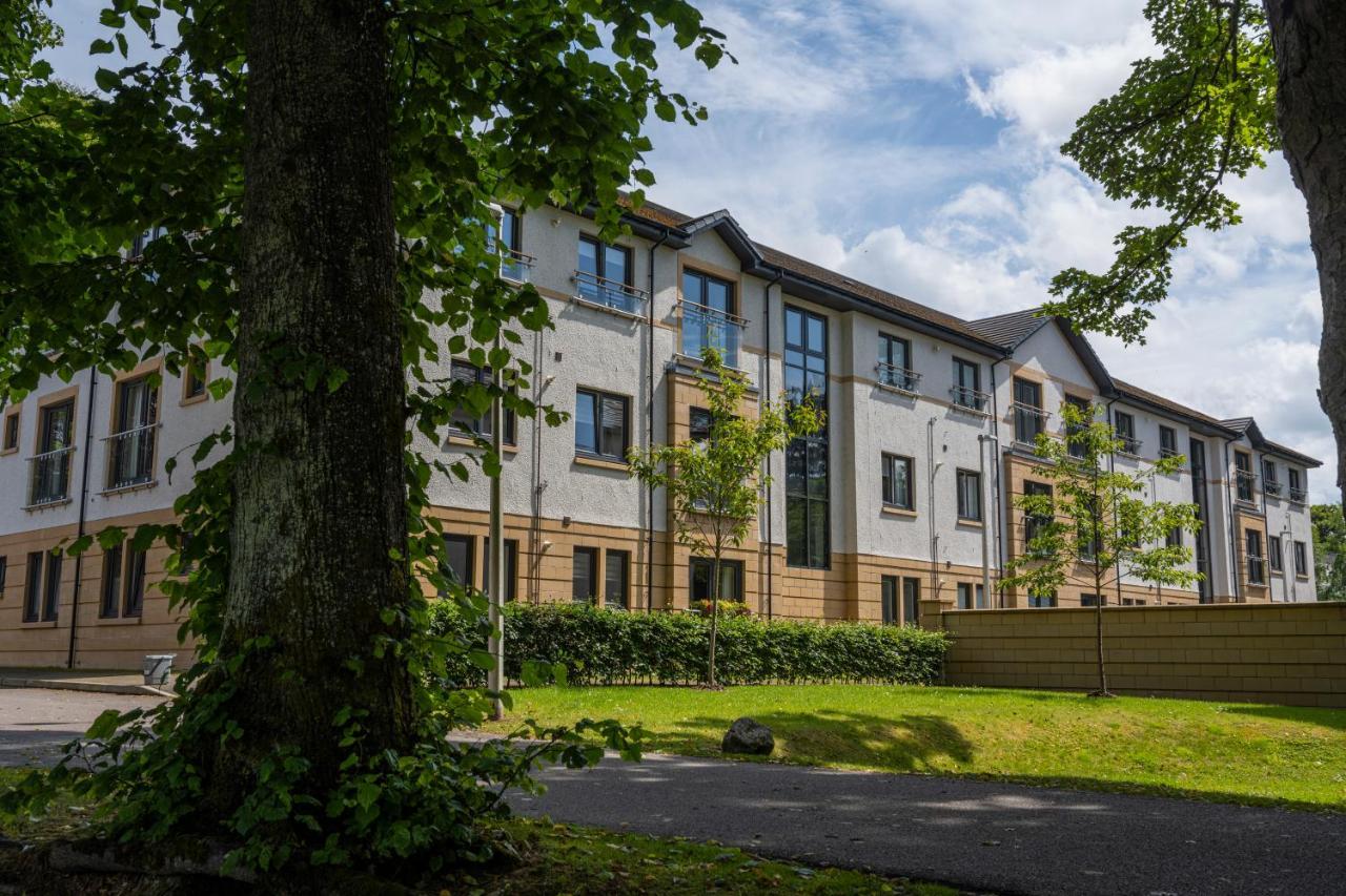 Inverness City Suites Bagian luar foto