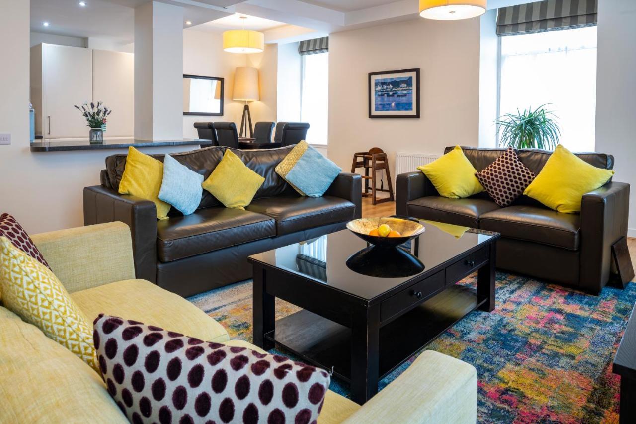 Inverness City Suites Bagian luar foto