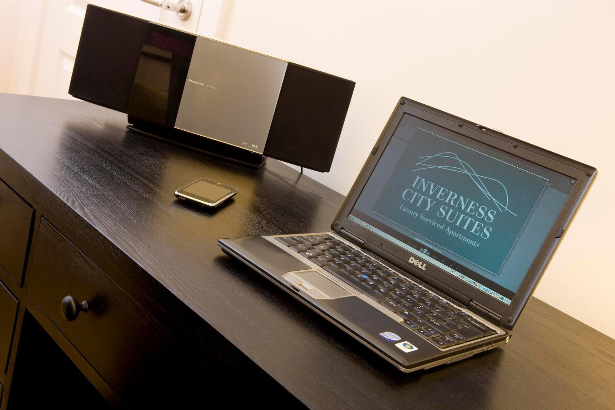 Inverness City Suites Bagian luar foto