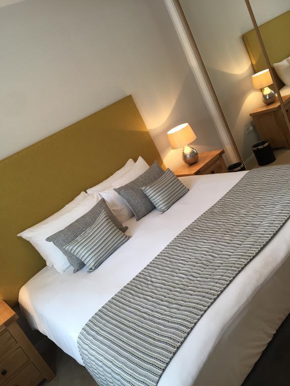 Inverness City Suites Ruang foto
