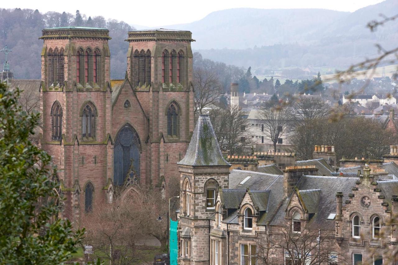 Inverness City Suites Bagian luar foto